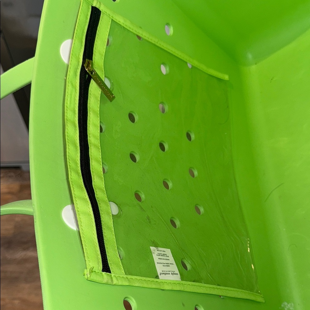 Green Tote Bag - Picture 6 of 7